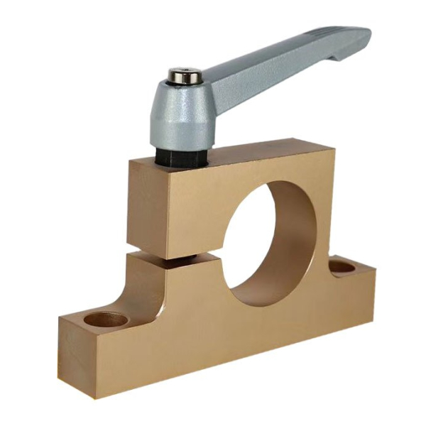 Upínací přípravek na výměnu fréz ISO-30